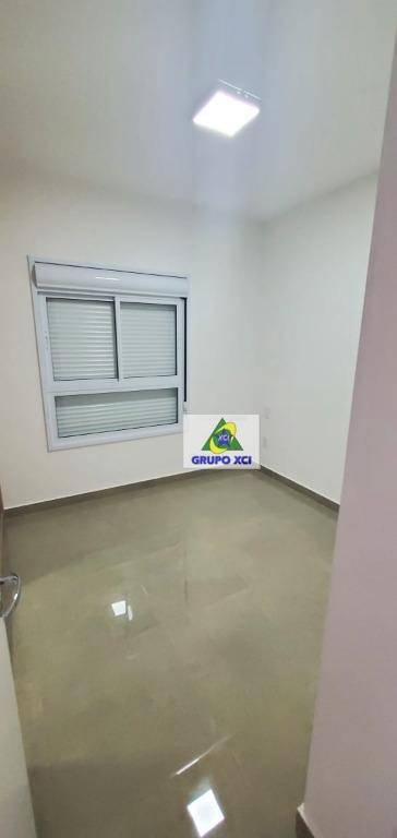 Apartamento à venda com 2 quartos, 58m² - Foto 40