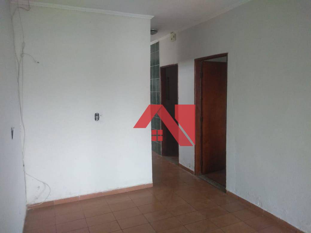 Casa à venda com 2 quartos, 100m² - Foto 15