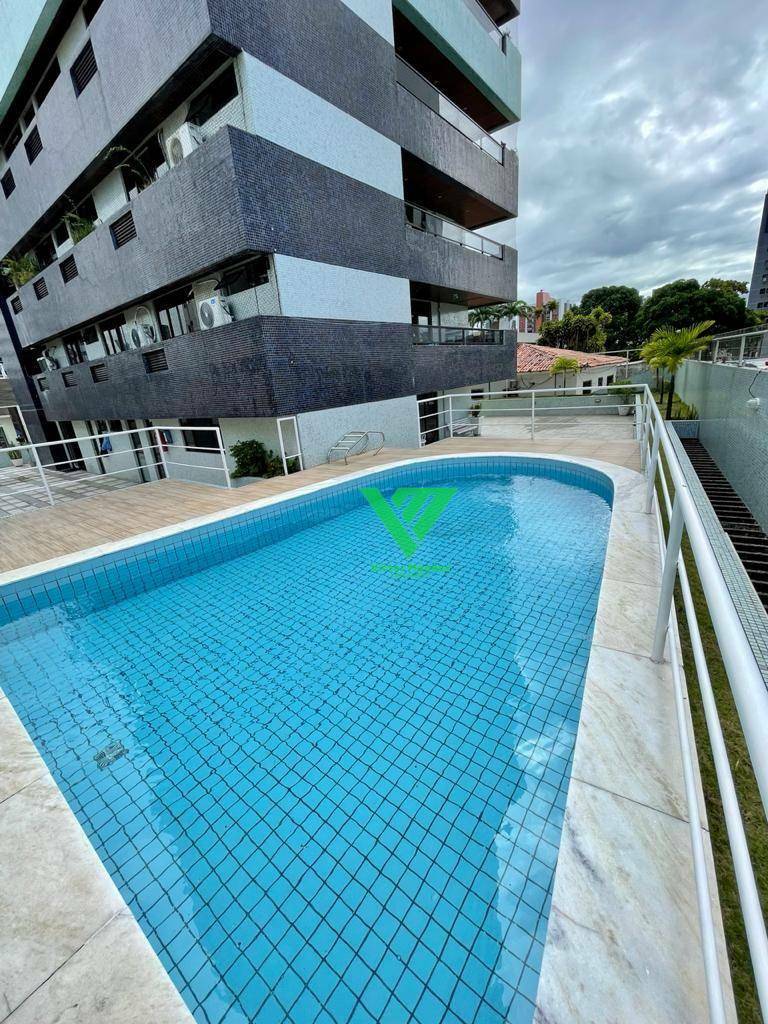 Apartamento à venda com 4 quartos, 179m² - Foto 2