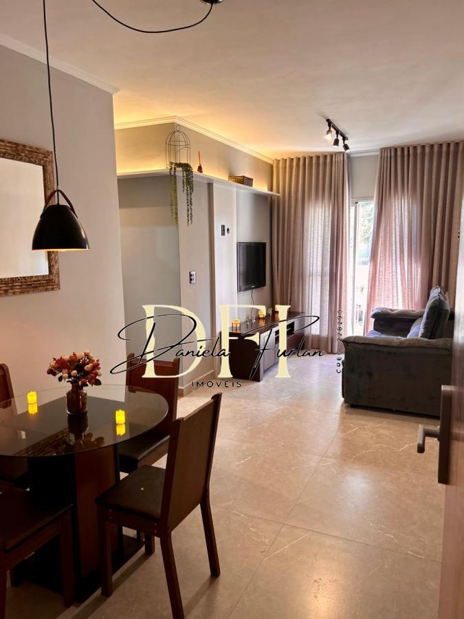 Apartamento à venda com 2 quartos, 62m² - Foto 1