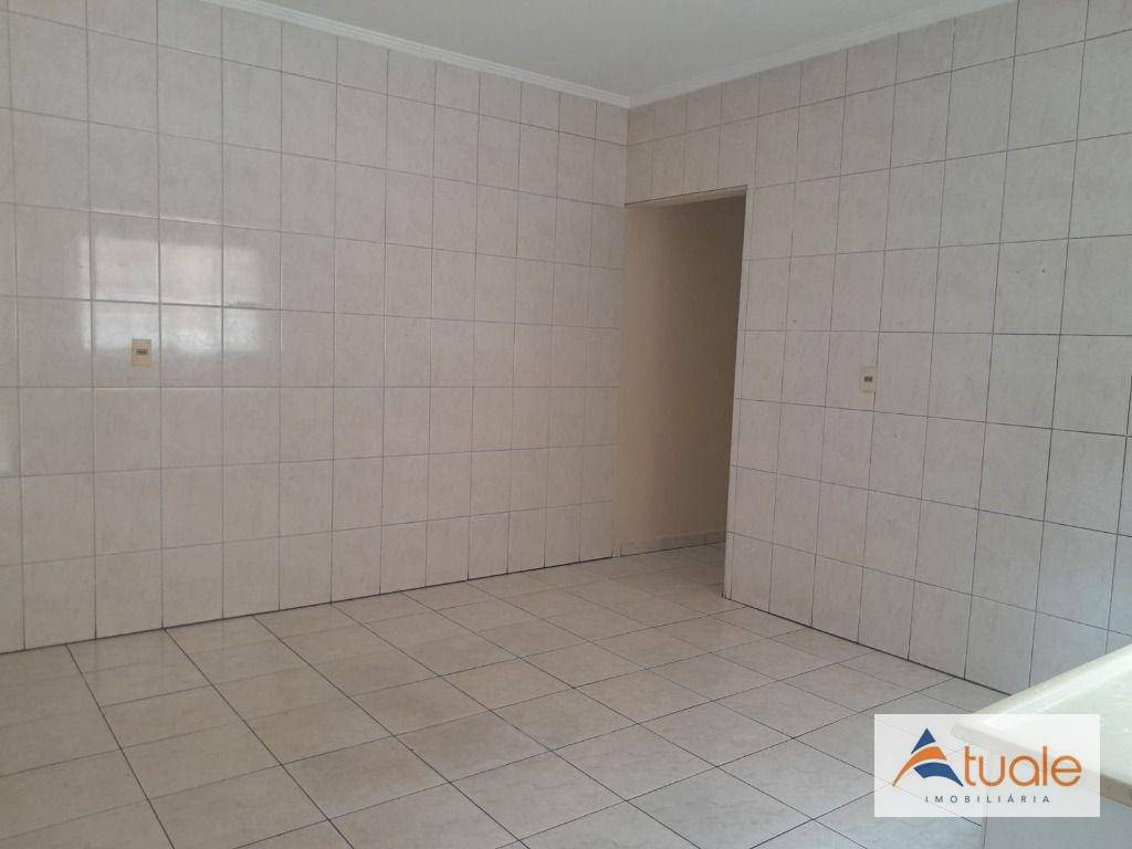 Casa para alugar com 2 quartos, 90m² - Foto 17