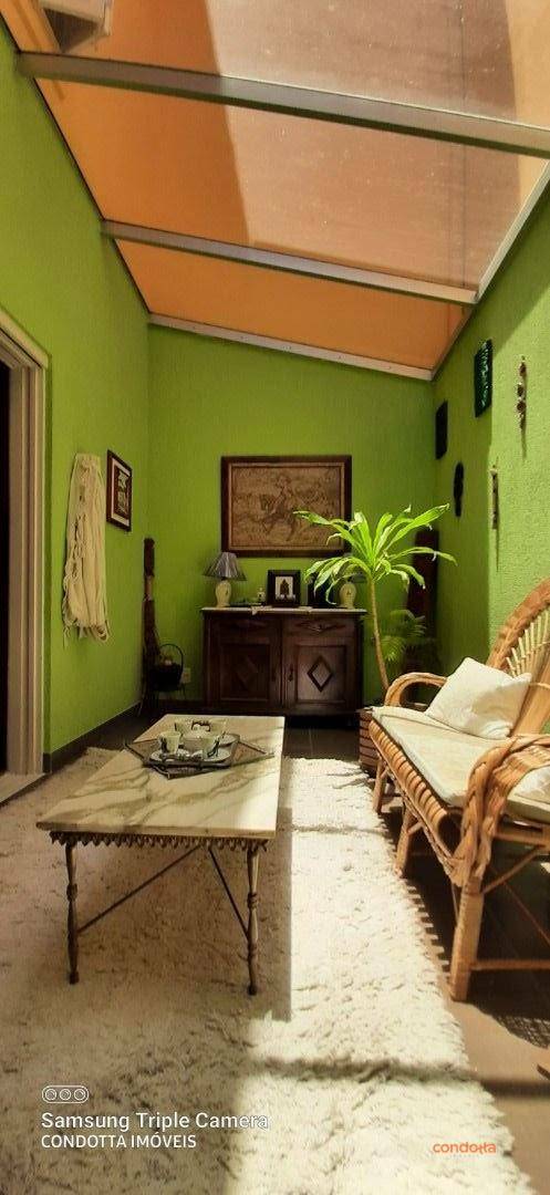 Casa para alugar com 4 quartos, 285m² - Foto 11