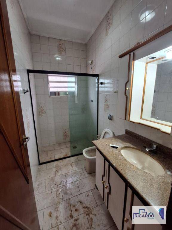 Casa à venda e aluguel com 5 quartos, 384m² - Foto 7