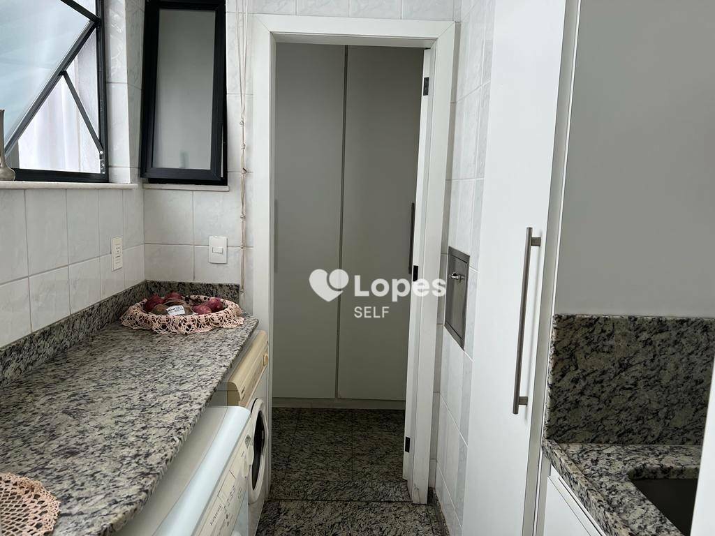 Apartamento à venda com 4 quartos, 188m² - Foto 14