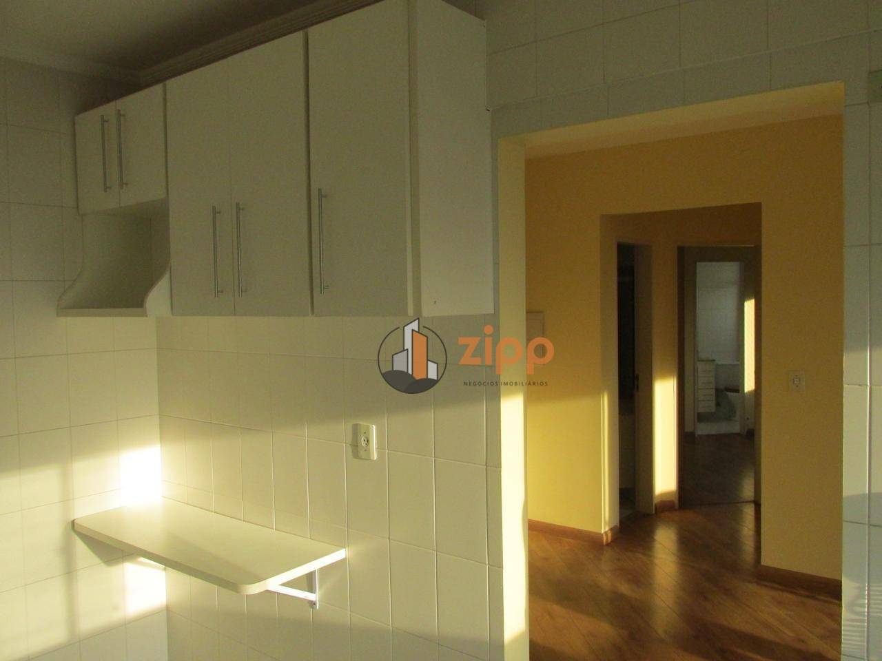 Apartamento à venda com 2 quartos, 68m² - Foto 8