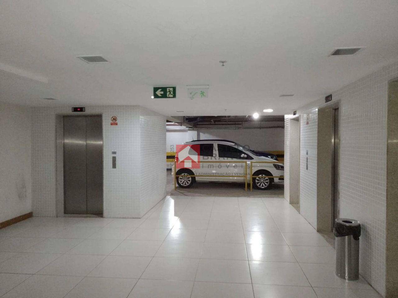 Box-Garagem, 568 m² - Foto 5