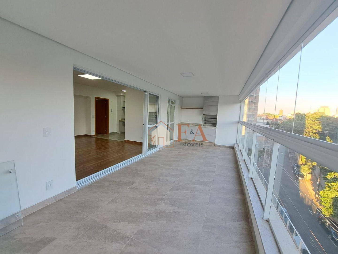 Apartamento à venda com 3 quartos, 140m² - Foto 6