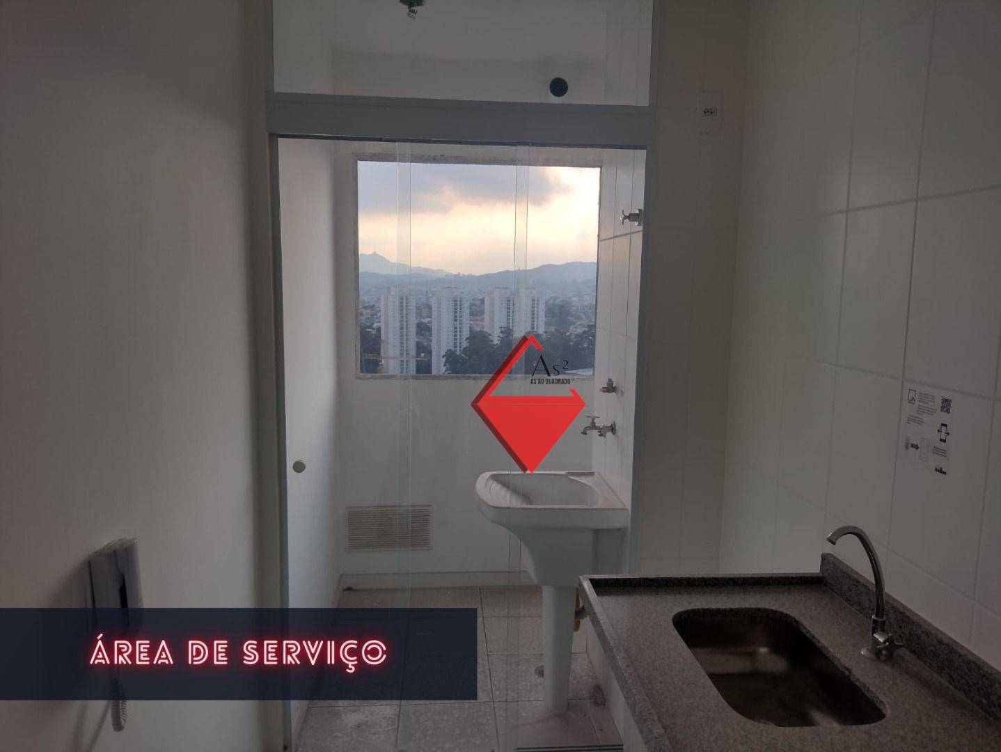 Apartamento à venda com 2 quartos, 42m² - Foto 4