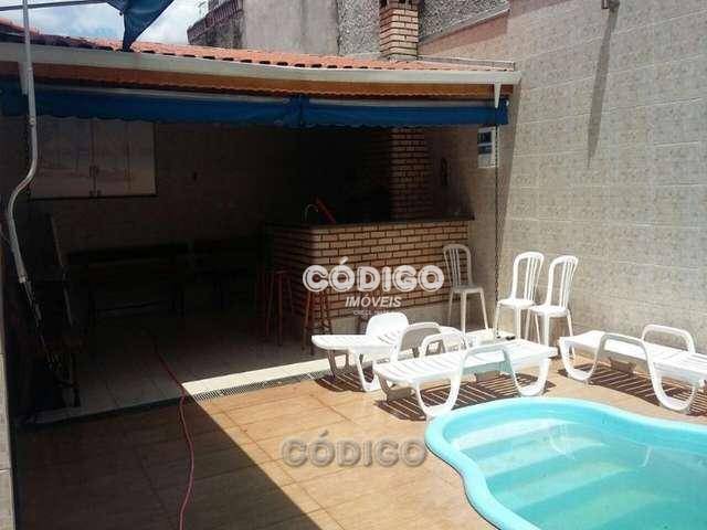 Sobrado à venda com 4 quartos, 400m² - Foto 2