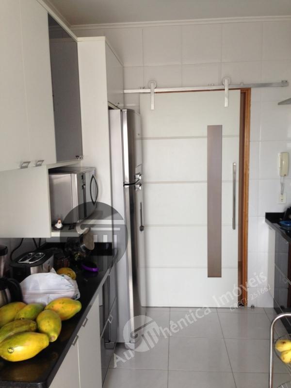 Apartamento à venda com 2 quartos, 62m² - Foto 7