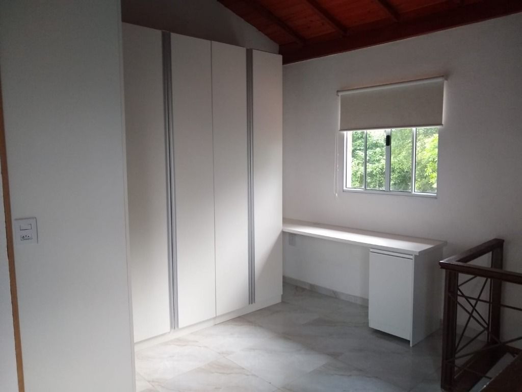 Casa de Condomínio à venda e aluguel com 3 quartos, 150m² - Foto 18