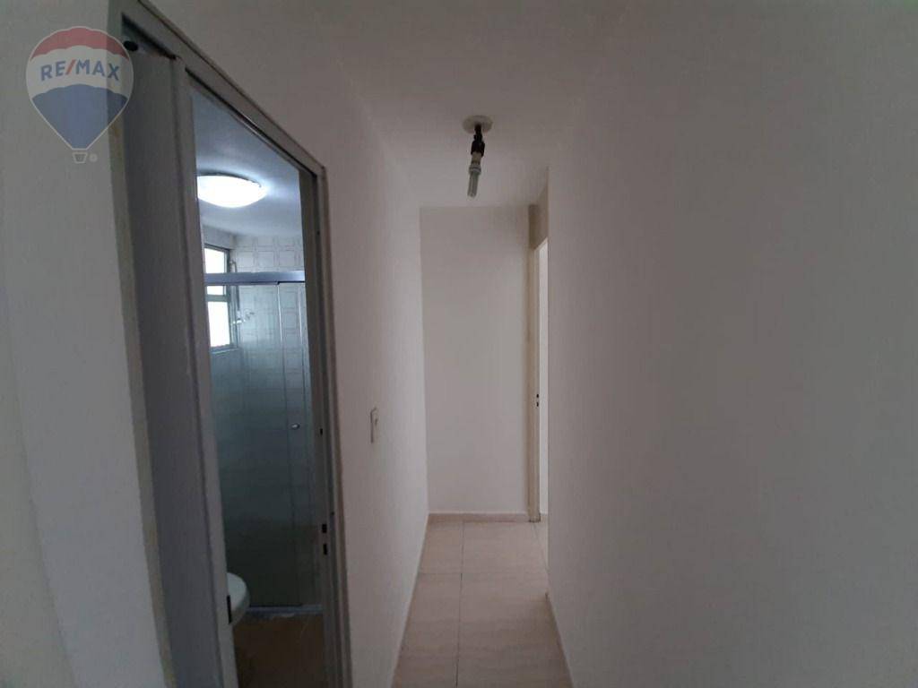 Apartamento à venda com 2 quartos, 67m² - Foto 7