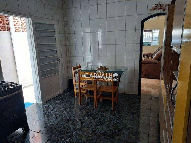 Casa à venda com 1 quarto, 61m² - Foto 14