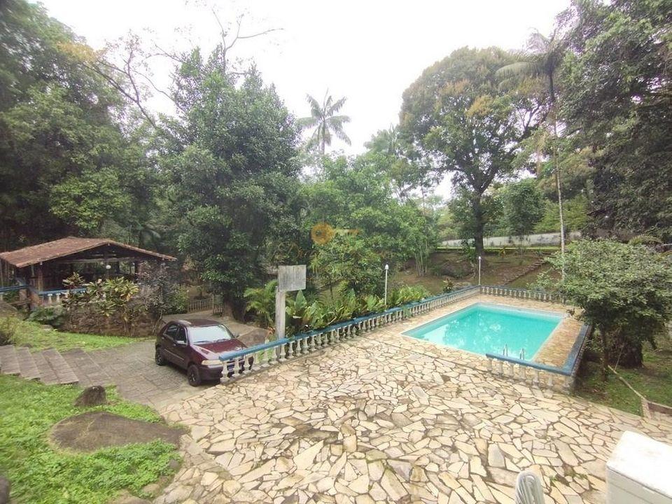 Casa à venda com 4 quartos, 2992m² - Foto 3