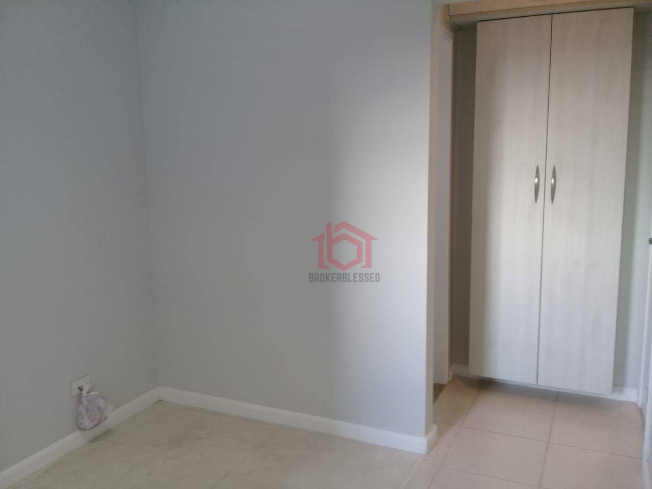 Apartamento à venda com 2 quartos, 62m² - Foto 15