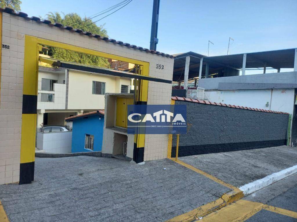 Casa à venda com 12 quartos, 1100m² - Foto 1