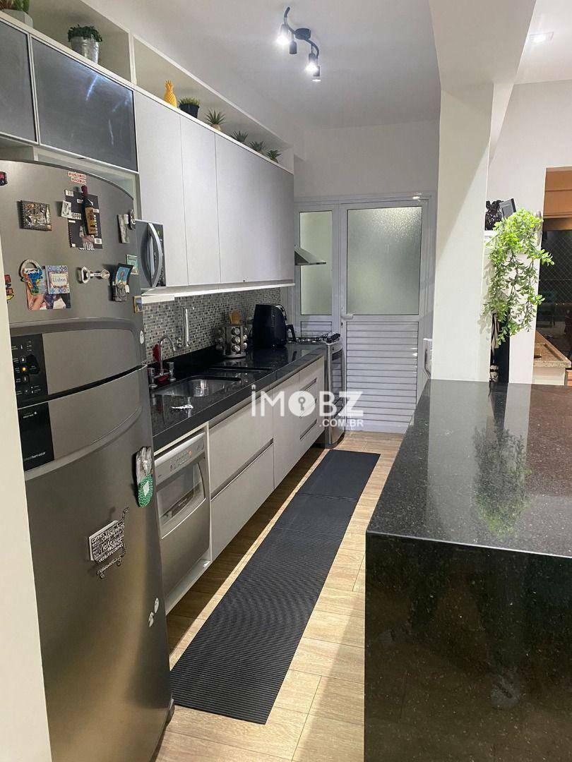 Apartamento à venda com 3 quartos, 96m² - Foto 9