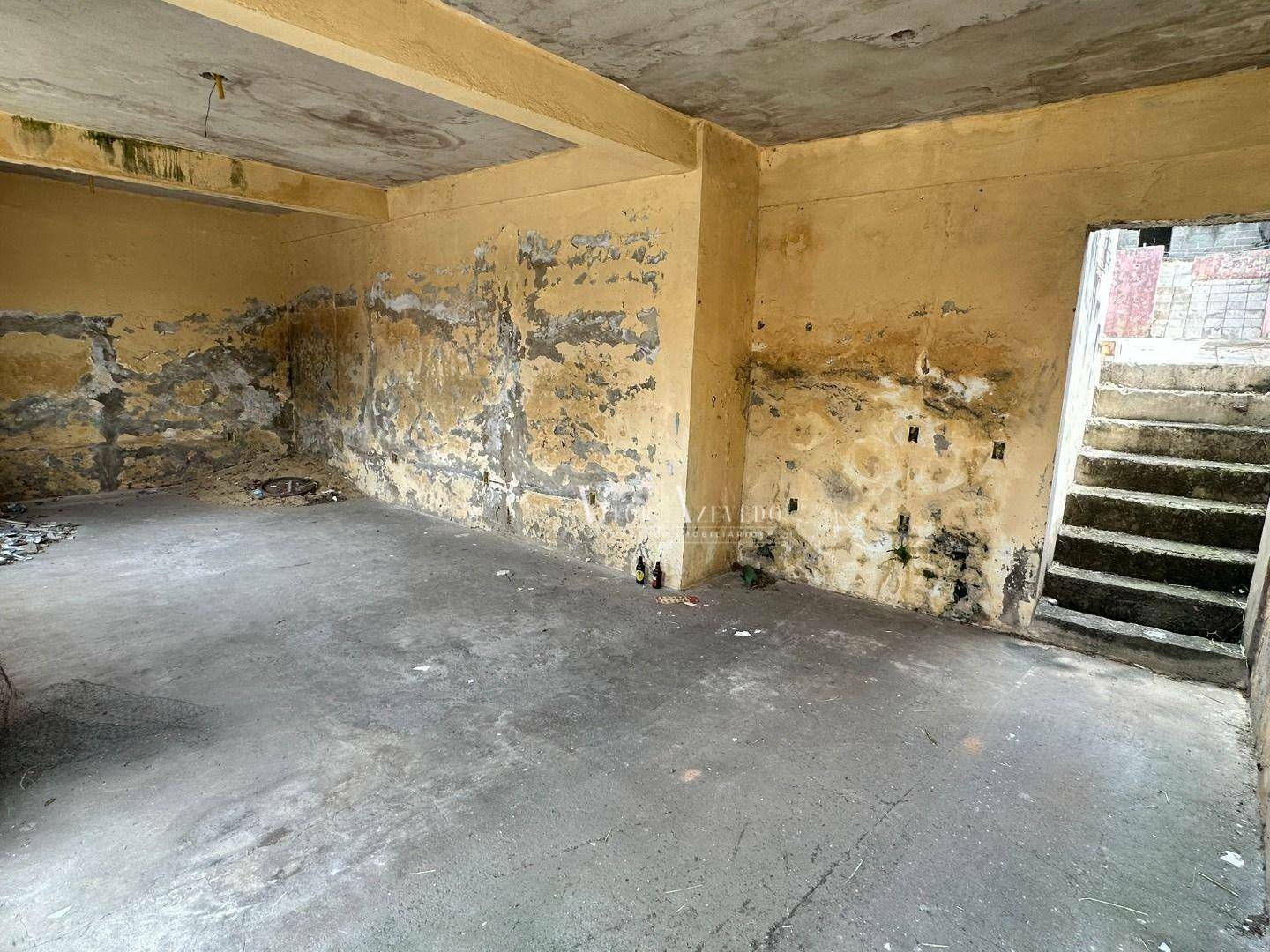 Casa à venda com 2 quartos, 112m² - Foto 3