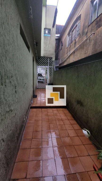 Sobrado à venda com 3 quartos, 110m² - Foto 2