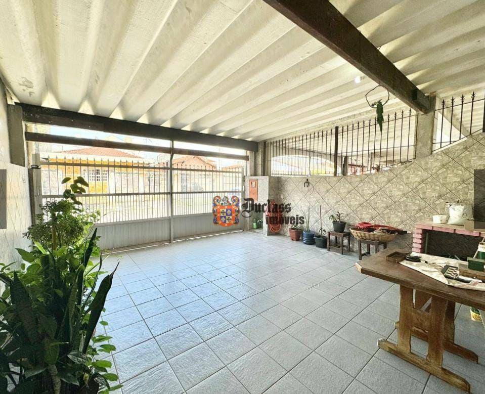 Casa à venda com 2 quartos, 83m² - Foto 2