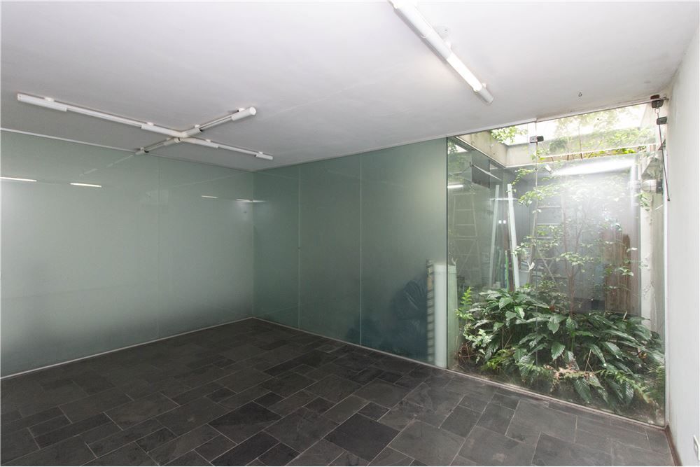 Casa de Condomínio à venda com 1 quarto, 200m² - Foto 29