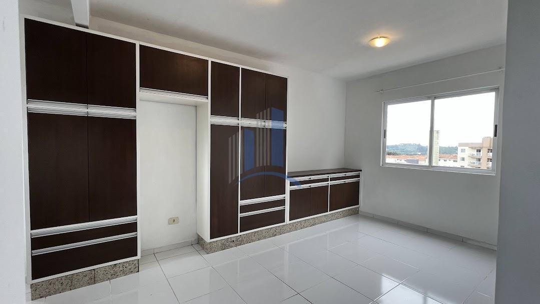 Apartamento à venda com 3 quartos, 84m² - Foto 17