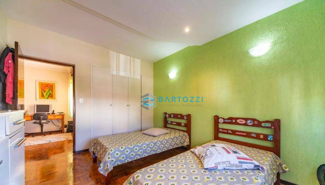 Casa à venda com 3 quartos, 260M2 - Foto 29