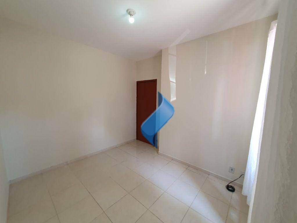 Apartamento para alugar com 3 quartos, 81m² - Foto 14