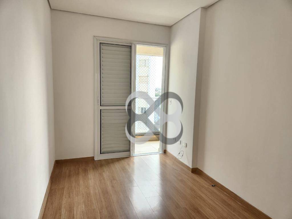 Apartamento para alugar com 3 quartos, 84m² - Foto 11