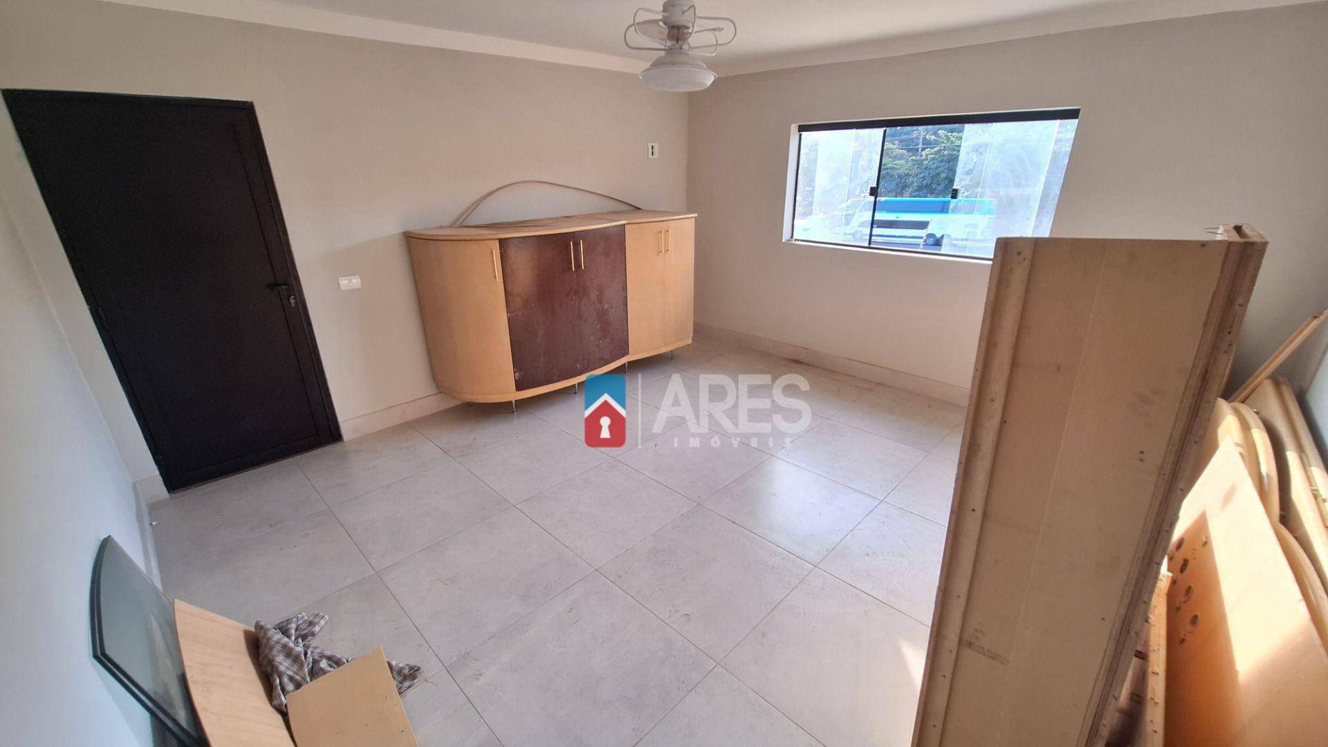 Casa para alugar com 2 quartos, 125m² - Foto 10