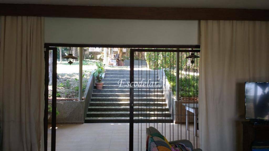 Casa à venda com 3 quartos, 390m² - Foto 8