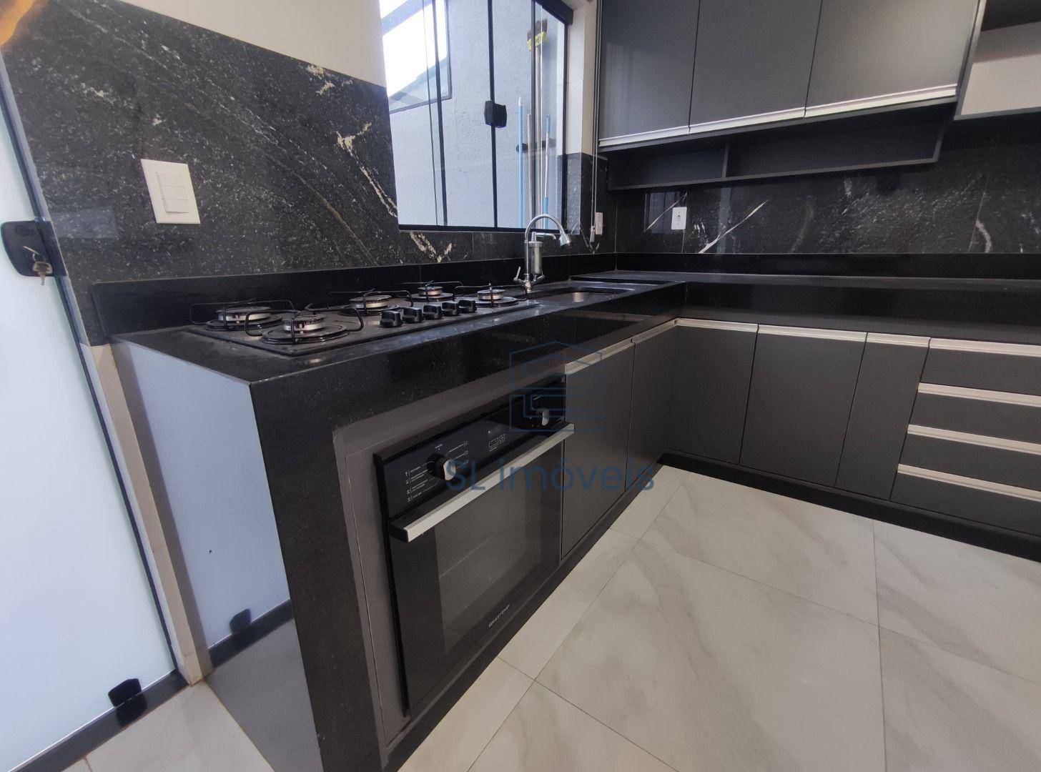 Casa à venda com 2 quartos, 78m² - Foto 12
