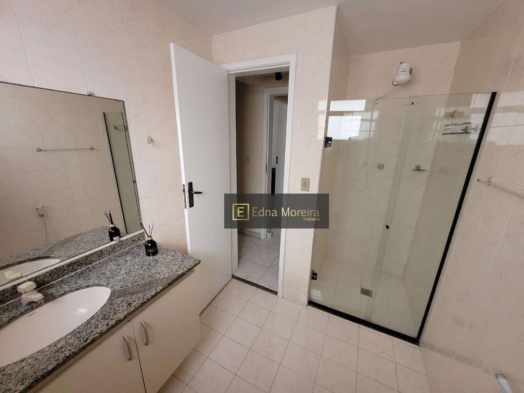 Apartamento à venda com 3 quartos, 142m² - Foto 6