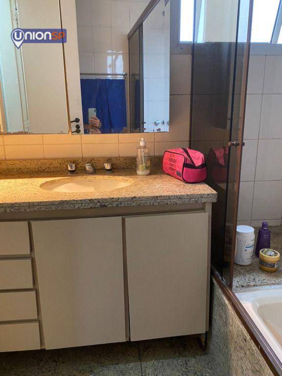 Apartamento à venda com 4 quartos, 131m² - Foto 20