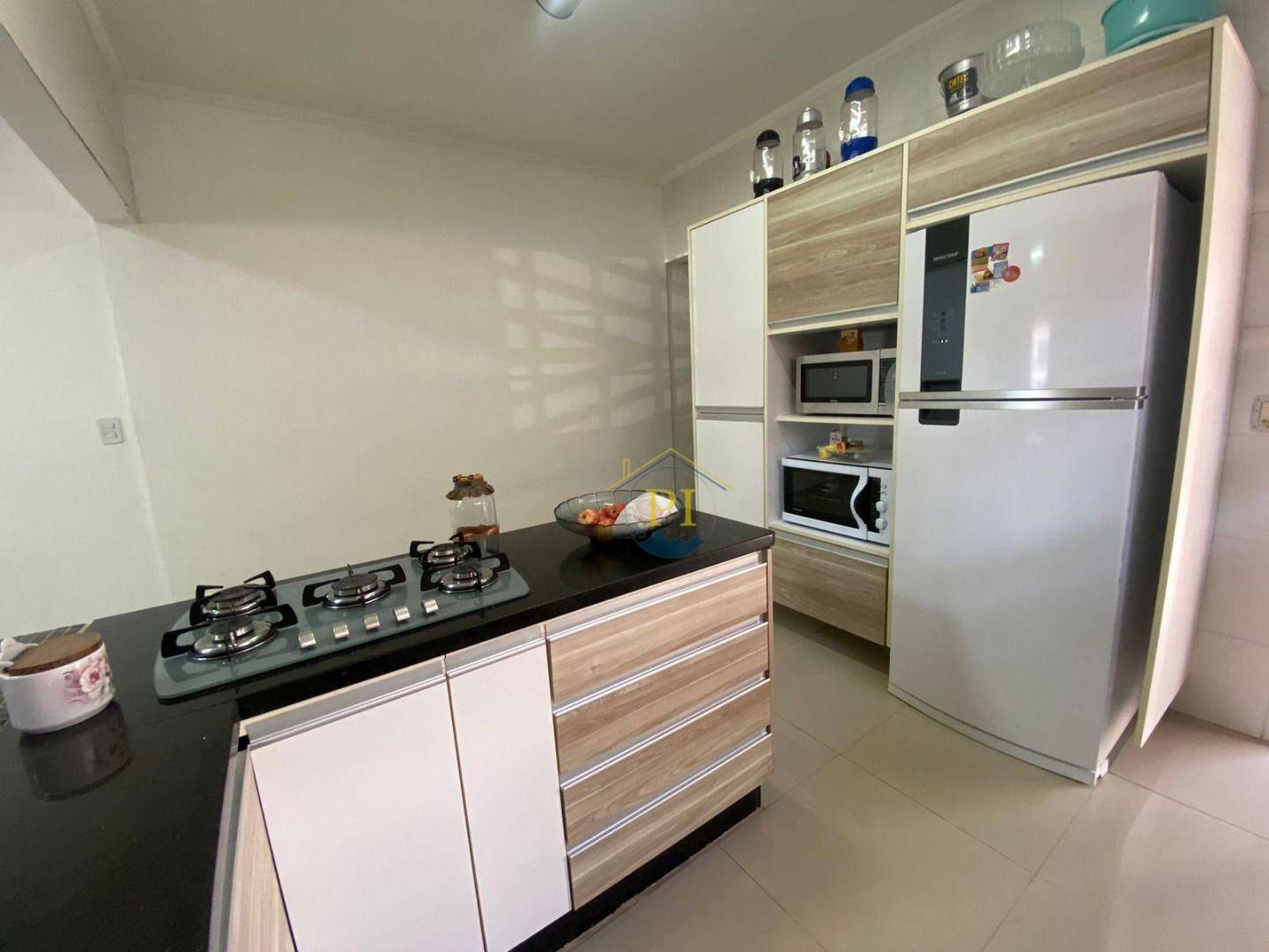 Casa para alugar com 2 quartos, 98m² - Foto 6