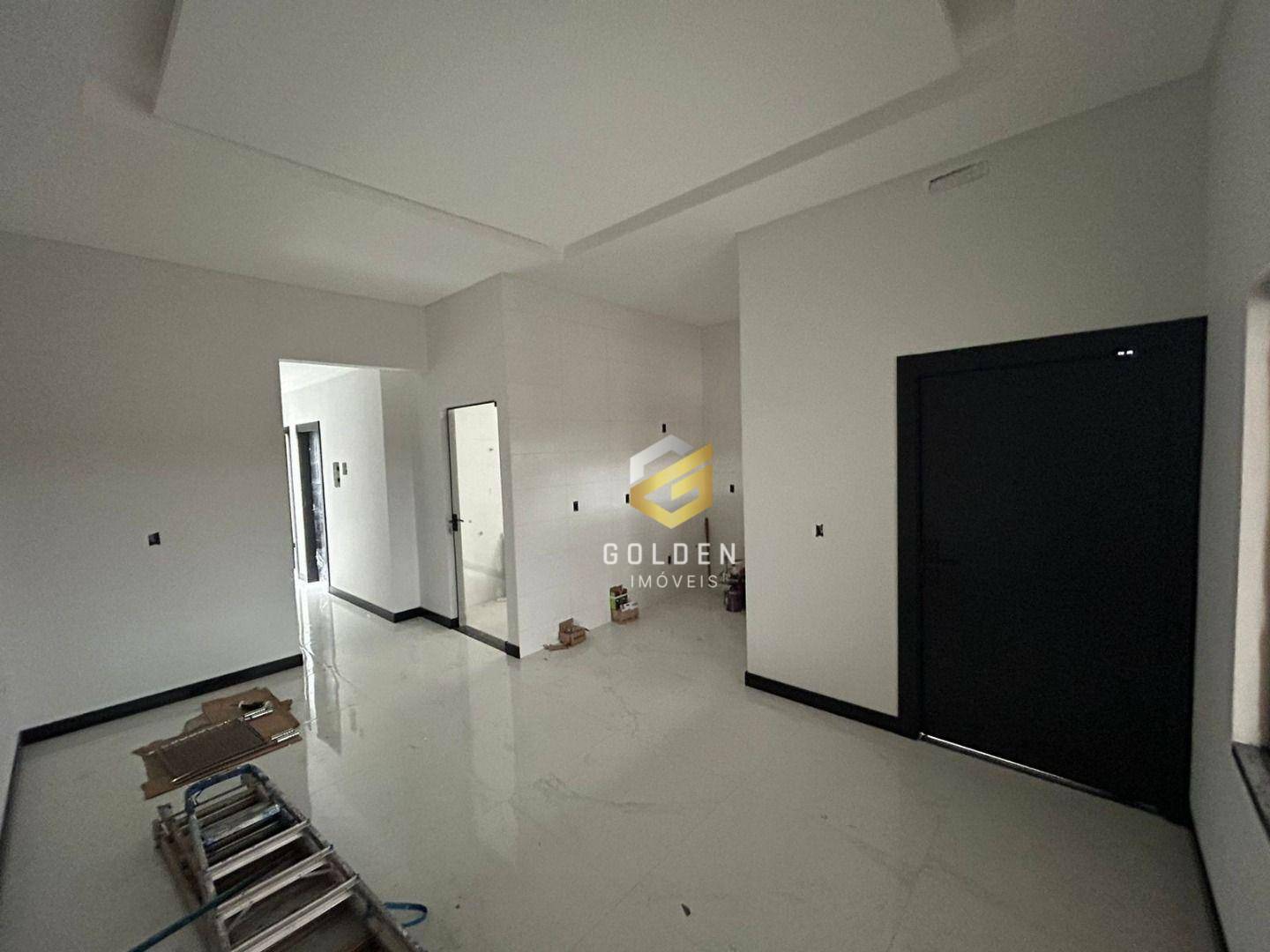 Casa à venda com 3 quartos, 107m² - Foto 14