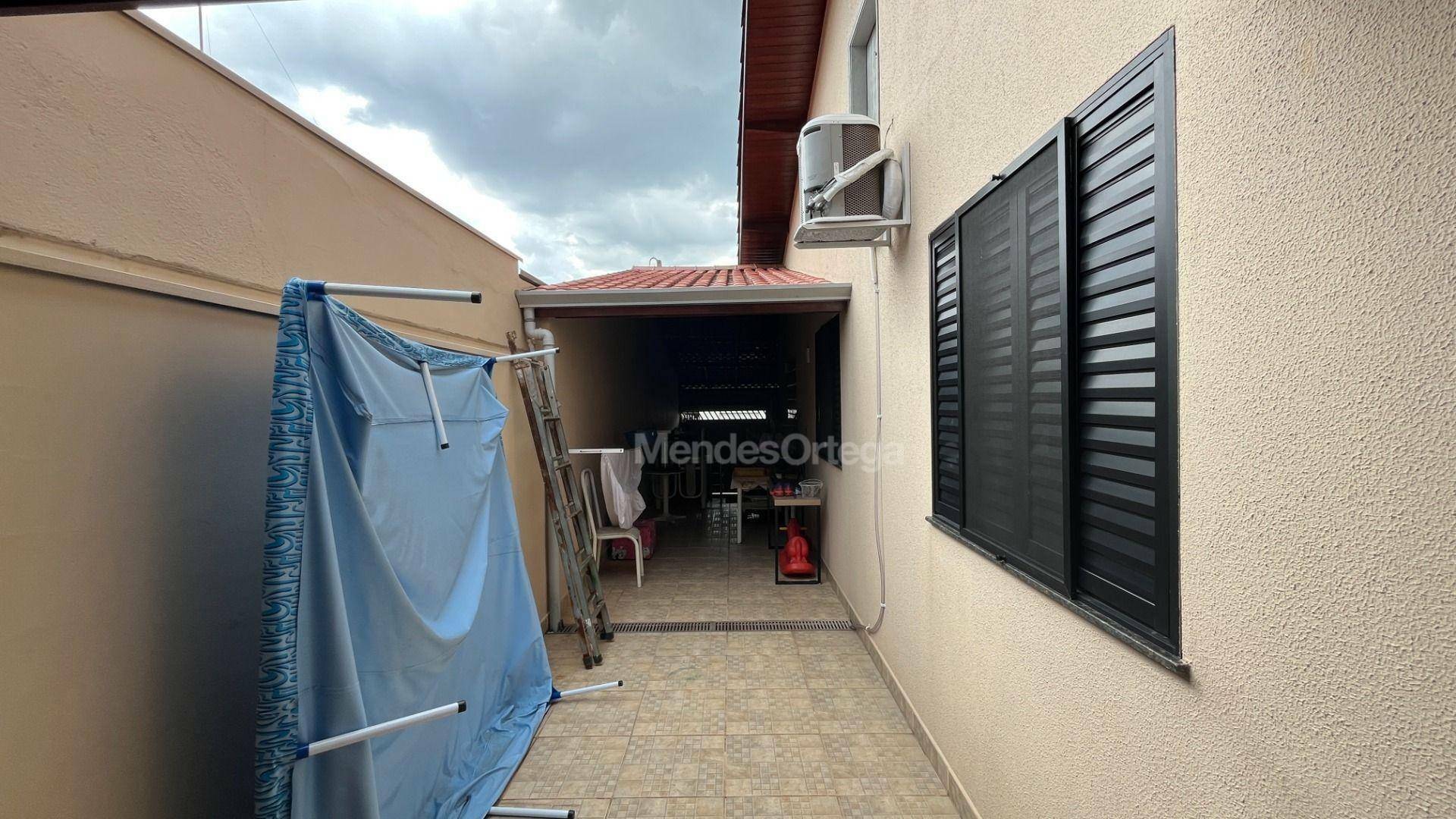 Casa à venda com 3 quartos, 171m² - Foto 20