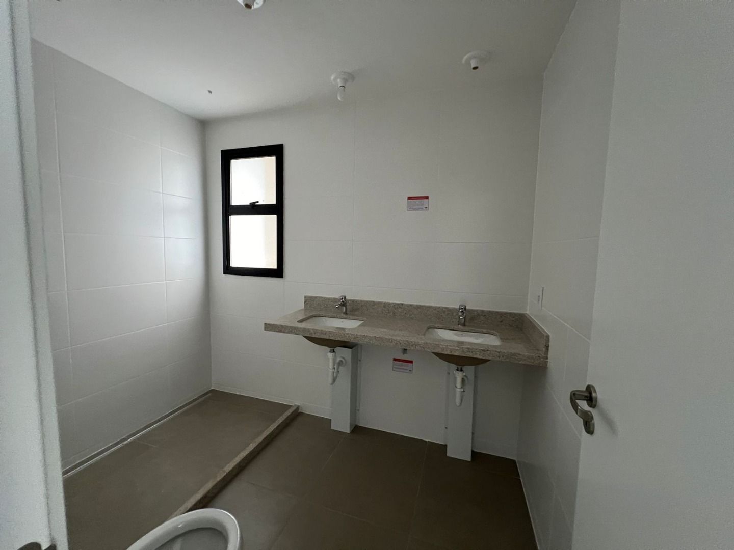 Apartamento à venda com 4 quartos, 198m² - Foto 18