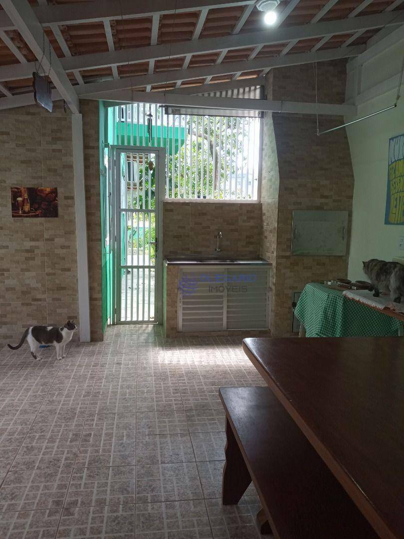 Casa à venda com 3 quartos, 112m² - Foto 14