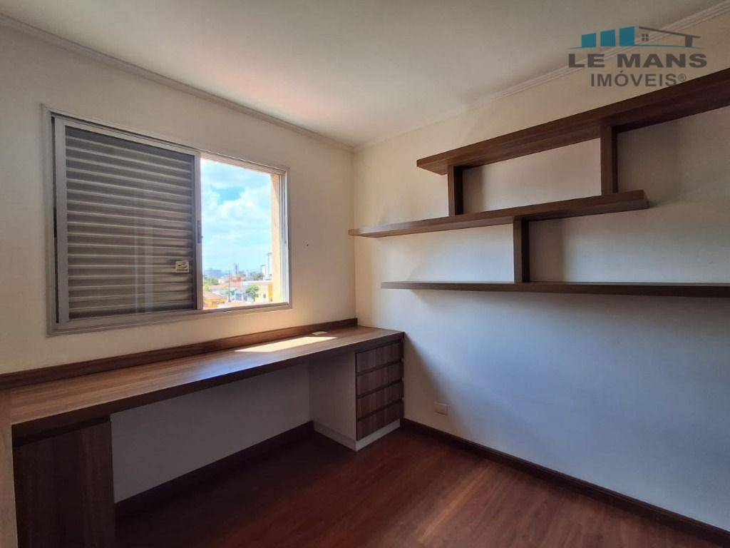 Apartamento à venda com 2 quartos, 68m² - Foto 4