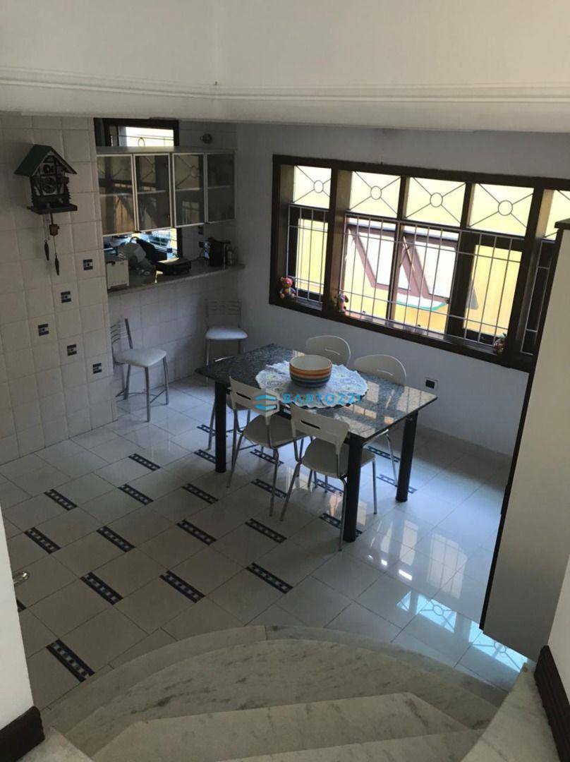 Sobrado à venda com 4 quartos, 452m² - Foto 17