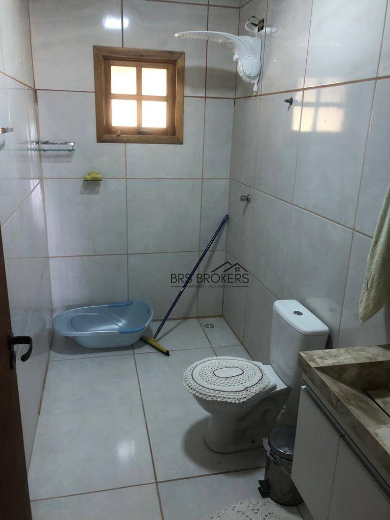 Chácara à venda com 3 quartos, 212m² - Foto 8