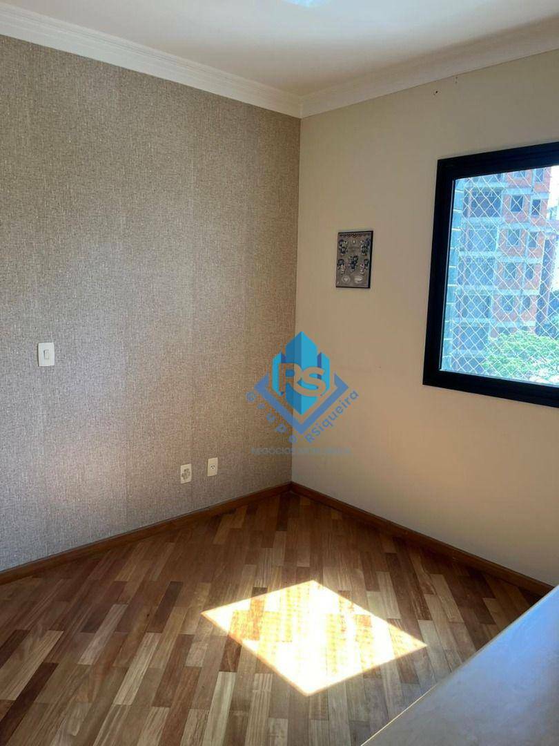 Apartamento para alugar com 3 quartos, 144m² - Foto 17