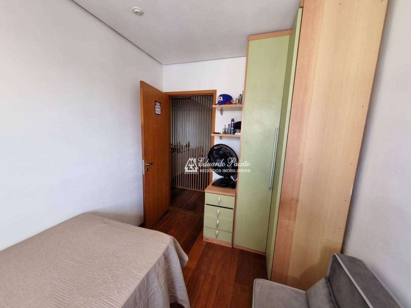 Apartamento à venda com 3 quartos, 115m² - Foto 31