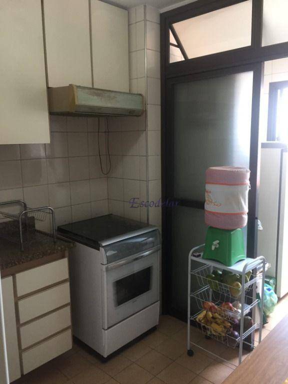 Apartamento à venda com 3 quartos, 74m² - Foto 8