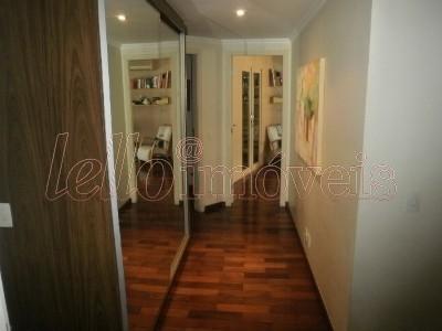 Apartamento para alugar com 3 quartos, 375m² - Foto 16