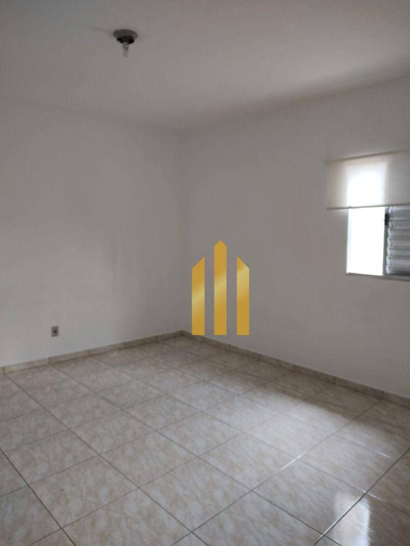 Casa para alugar com 2 quartos, 150m² - Foto 10