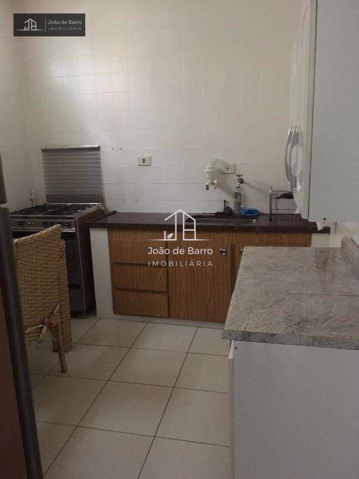 Apartamento à venda com 4 quartos, 200m² - Foto 7