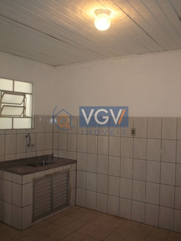 Casa para alugar com 1 quarto, 45m² - Foto 5