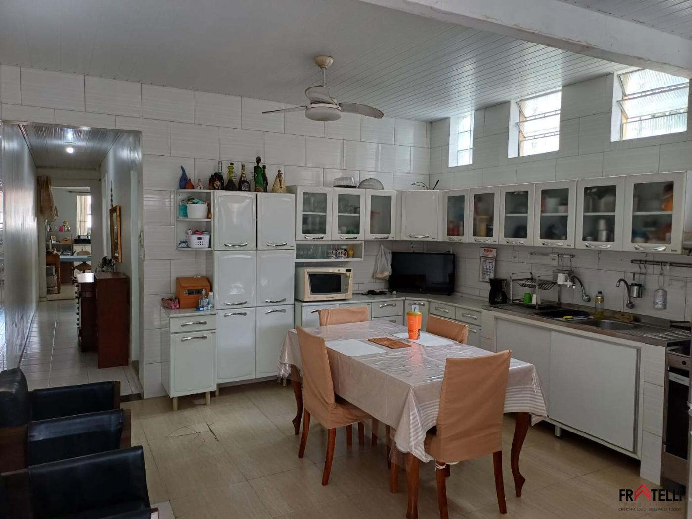 Casa à venda com 3 quartos, 128m² - Foto 8